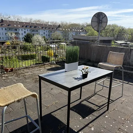  Apartment *